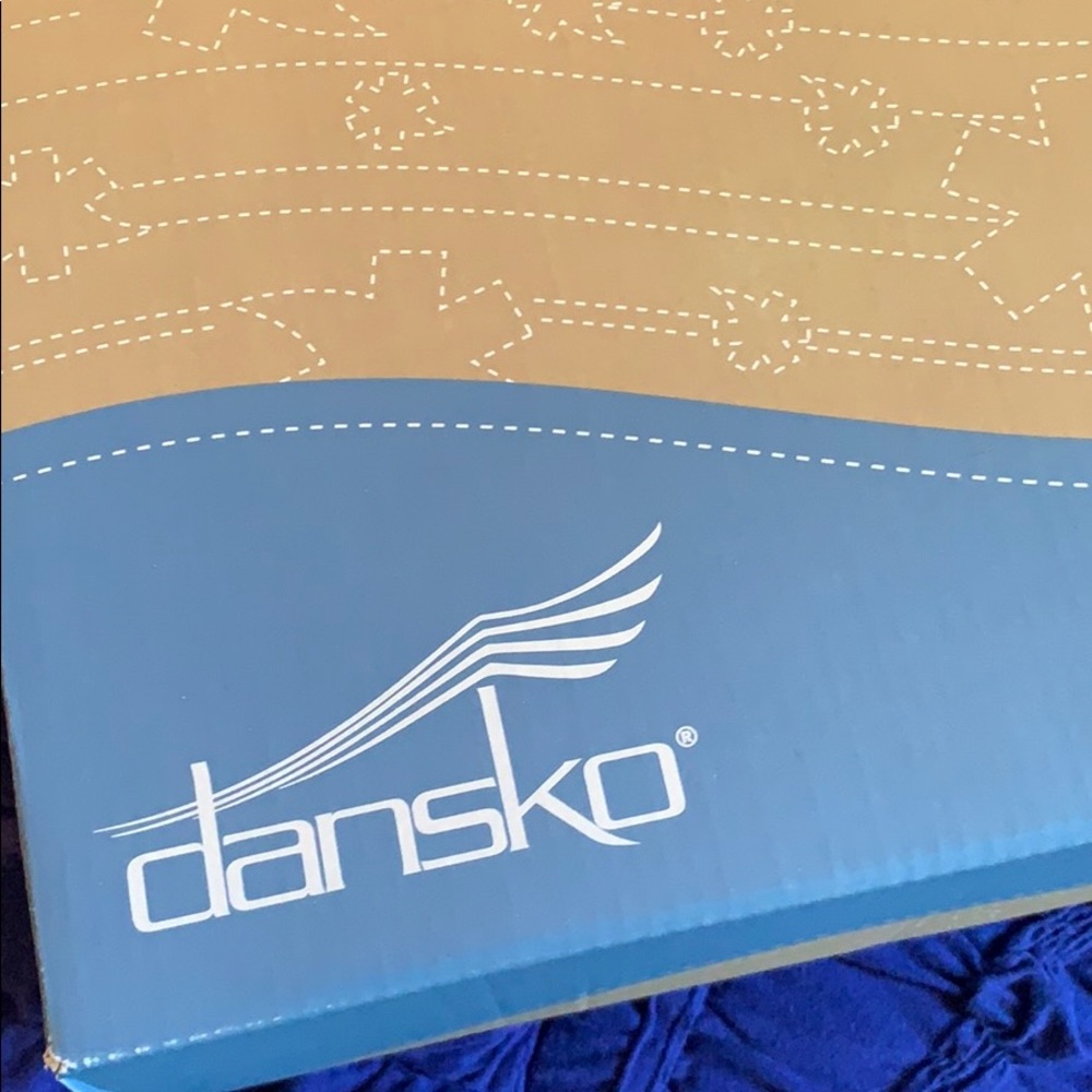 Dansko Clogs - Picture 2 of 7